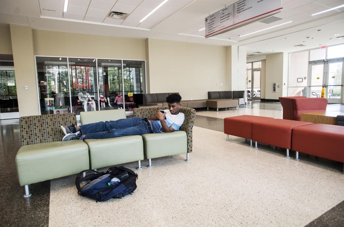 UL shifting to remote learning beginning Wednesday; classes canceled Monday, Tuesday